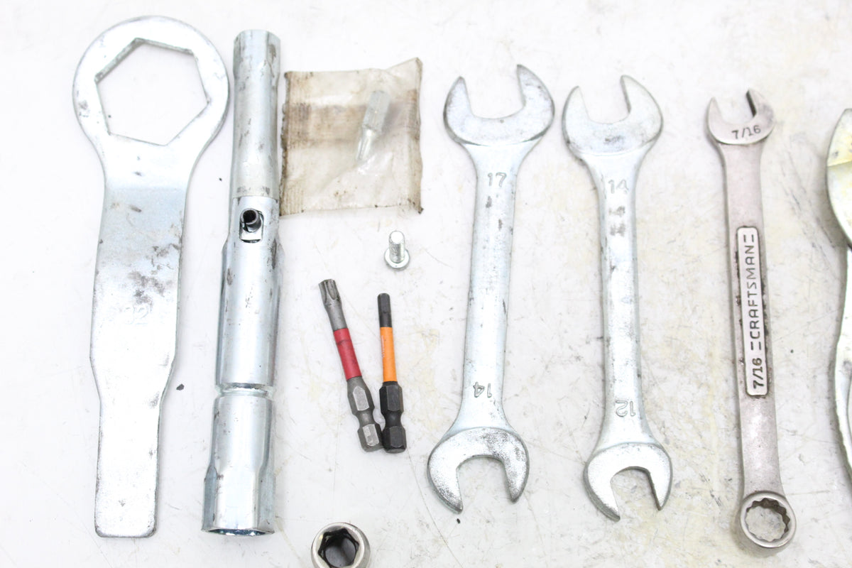 2003 YAMAHA FZ1 FZS1000 FAZER TOOL KIT BAG POUCH WRENCH SET