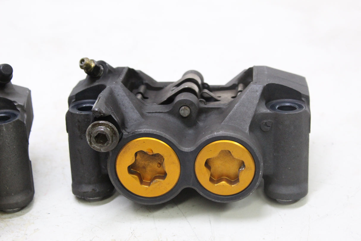 2005 Yamaha YZF R6 OEM RIGHT LEFT FRONT BRAKE CALIPER PADS SET PAIR