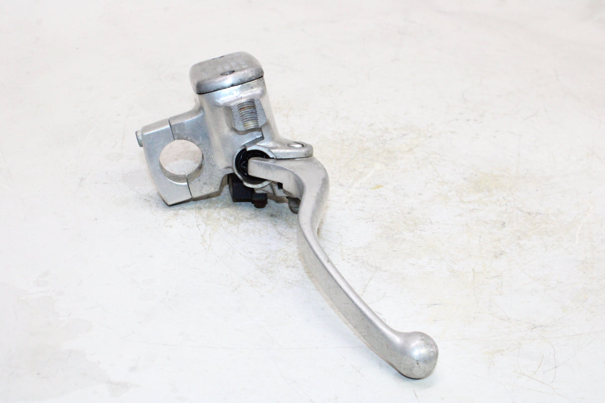 1995 Honda Shadow VLX 600 VT600C OEM FRONT BRAKE MASTER CYLINDER W/ LEVER
