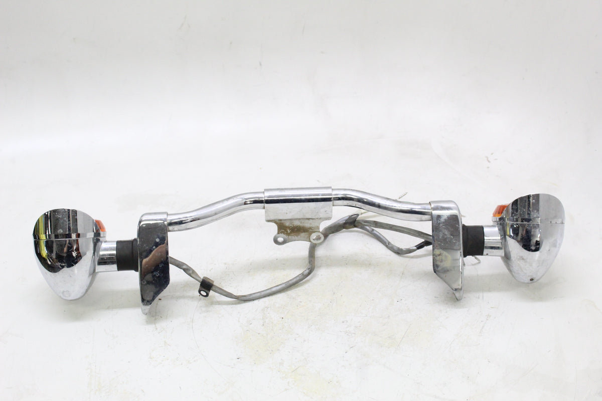 2005 KAWASAKI VULCAN 1500 VN1500 FRONT TURN SIGNAL LIGHTS BAR BRACKET PAIR