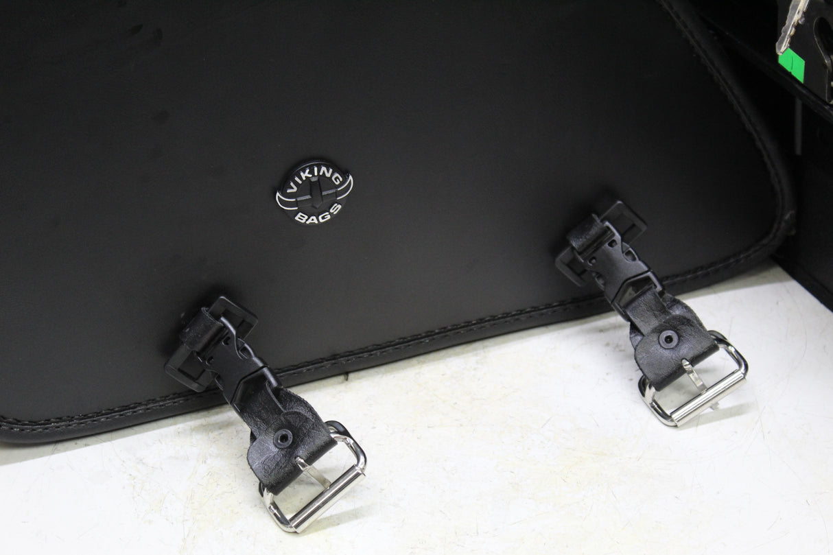 2012 Kawasaki Vulcan 900 VN900DF OEM SADDLEBAG W KEY