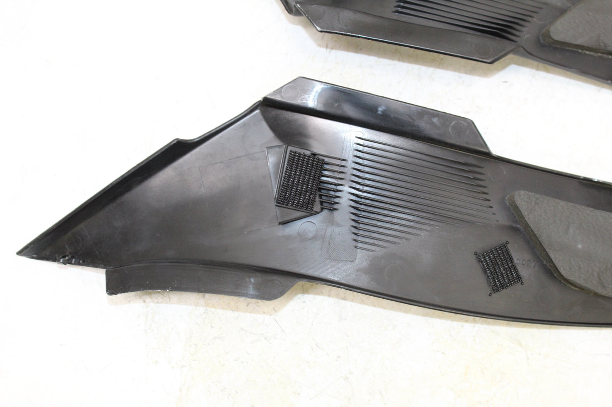 2009 Kawasaki Ninja ZX6R OEM SIDE FAIRING COWL PLASTIC PAIR