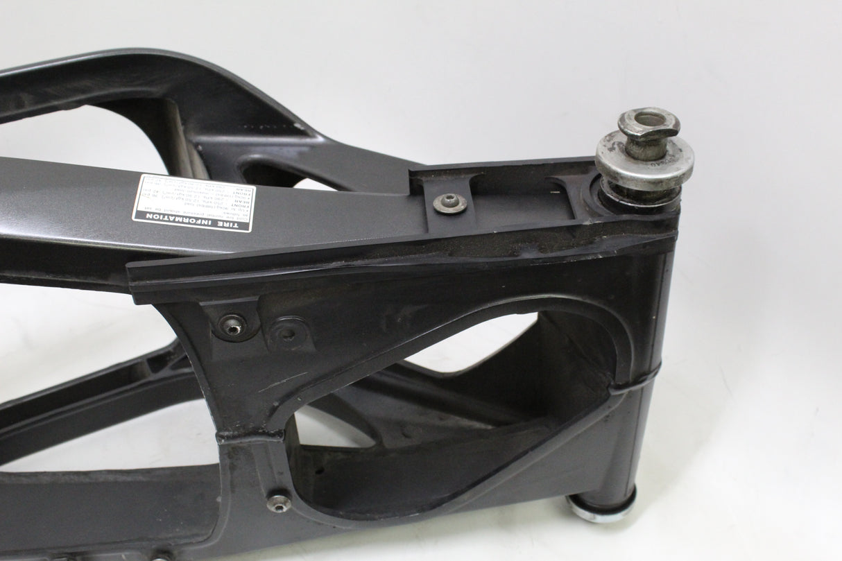 2004 Yamaha YZF R1 04-06 OEM REAR SWINGARM BACK SUSPENSION SWING ARM