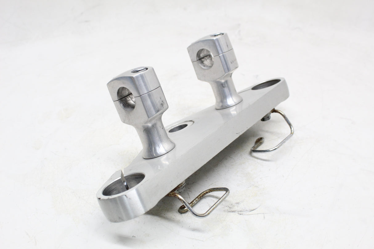 2005 Honda VTX1300S VTX1300 OEM FORKS UPPER TRIPLE TREE CLAMP