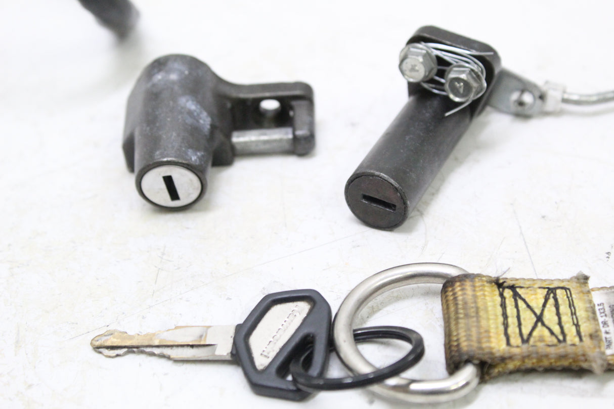 2005 KAWASAKI NINJA 250R EX250 OEM IGNITION SWITCH LOCK SET W KEY