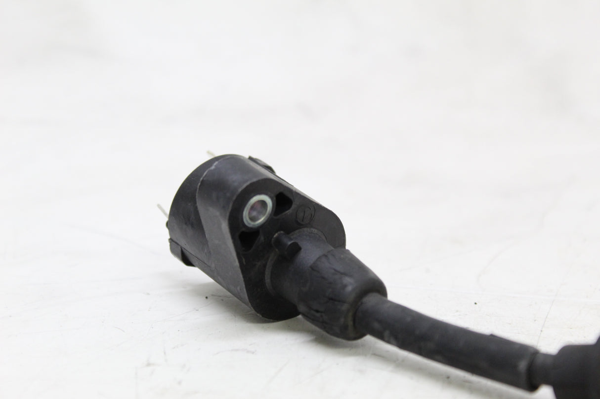 2017 Genuine Scooter Co. Buddy 125 OEM IGNITION COIL SPARK PLUG CAP