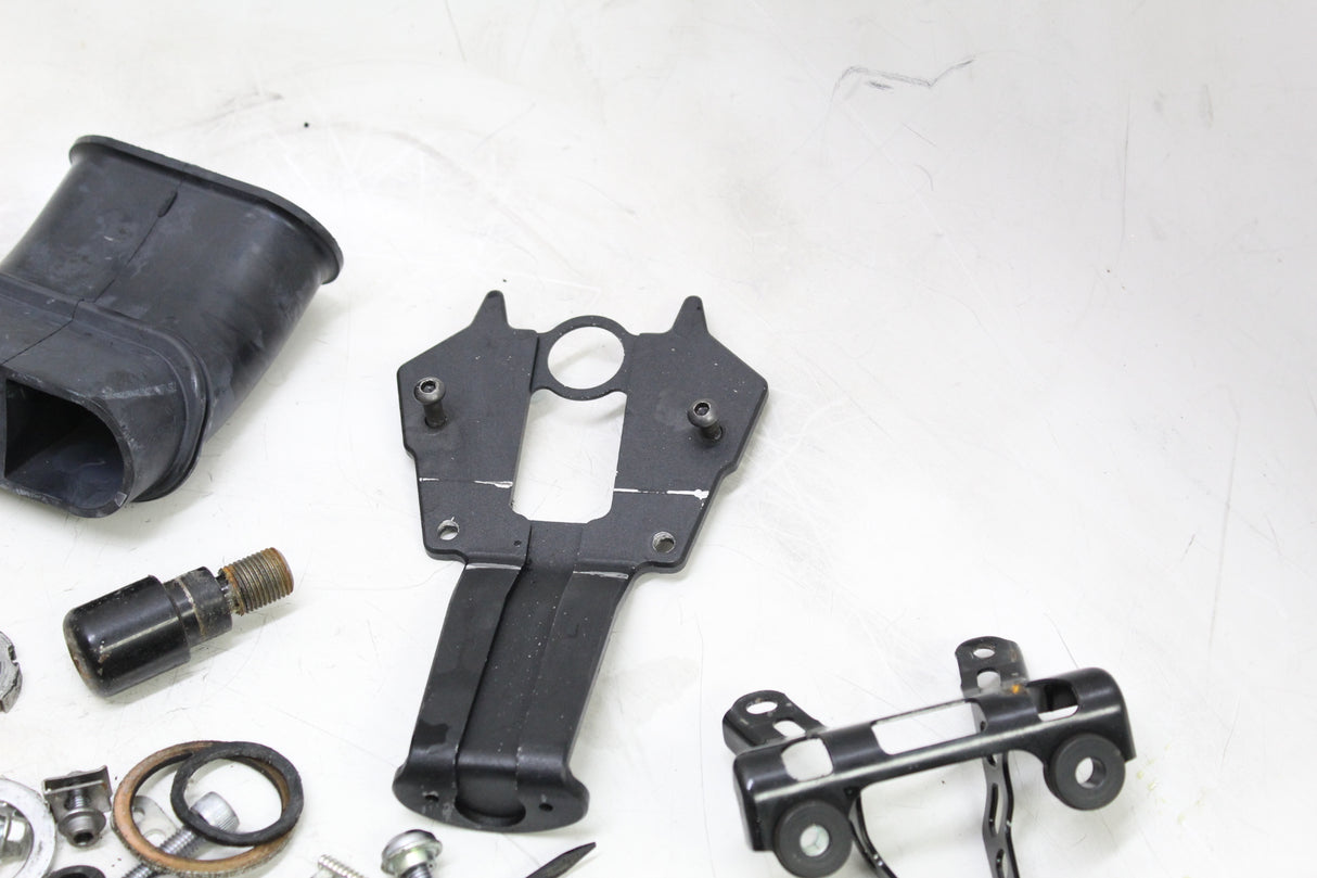 2017 Yamaha FZ10 OEM BOLTS BRACKETS SET