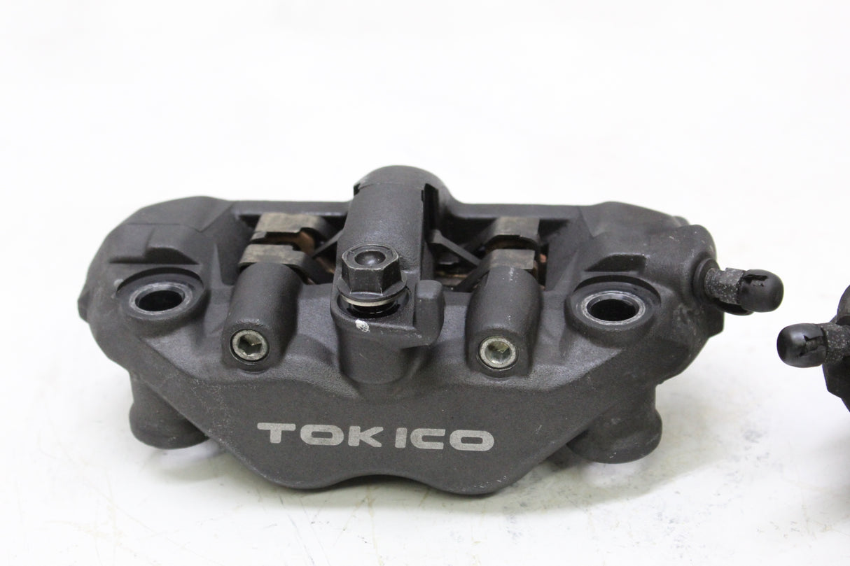 2006 Honda CBR600RR OEM RIGHT LEFT FRONT BRAKE CALIPER SET PAIR CALIPERS