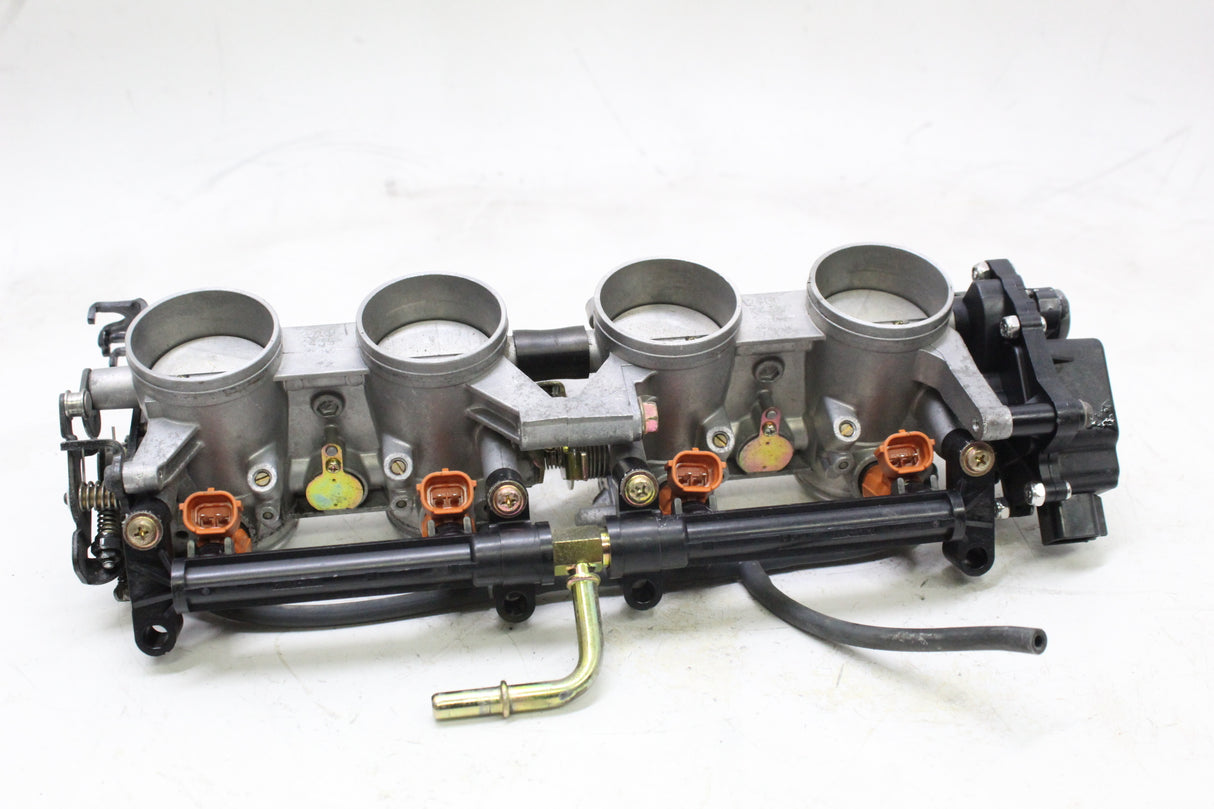 2004 SUZUKI GSXR600 OEM THROTTLE BODY FUEL INJECTOR ASSEMBLY