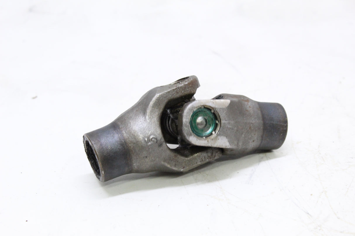 1996 Honda Shadow ACE 1100 VT1100 OEM REAR DRIVE SHAFT U JOINT