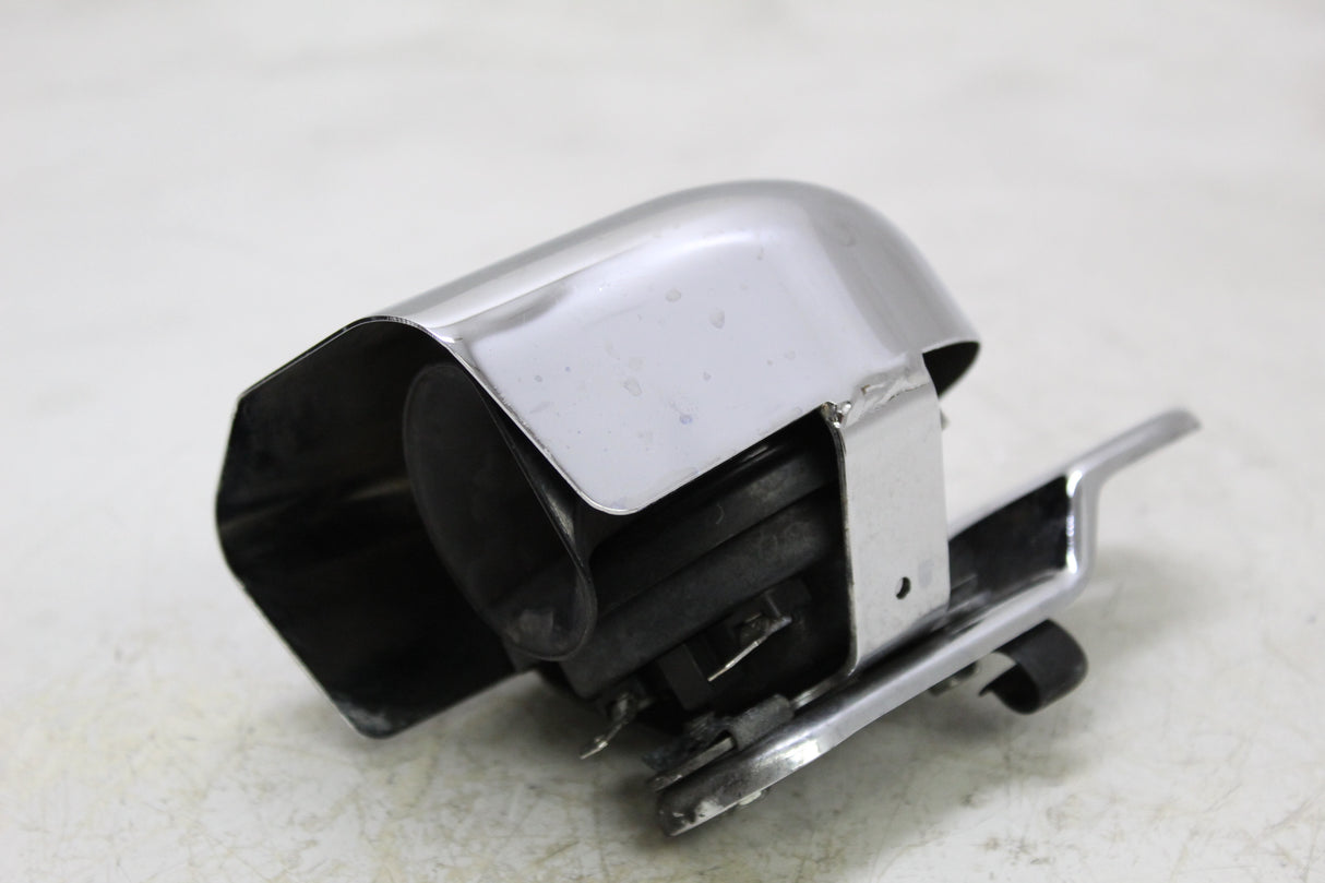 2000 Harley-Davidson Softail Deuce FXSTD OEM HORN SIGNAL W CHROME COVER