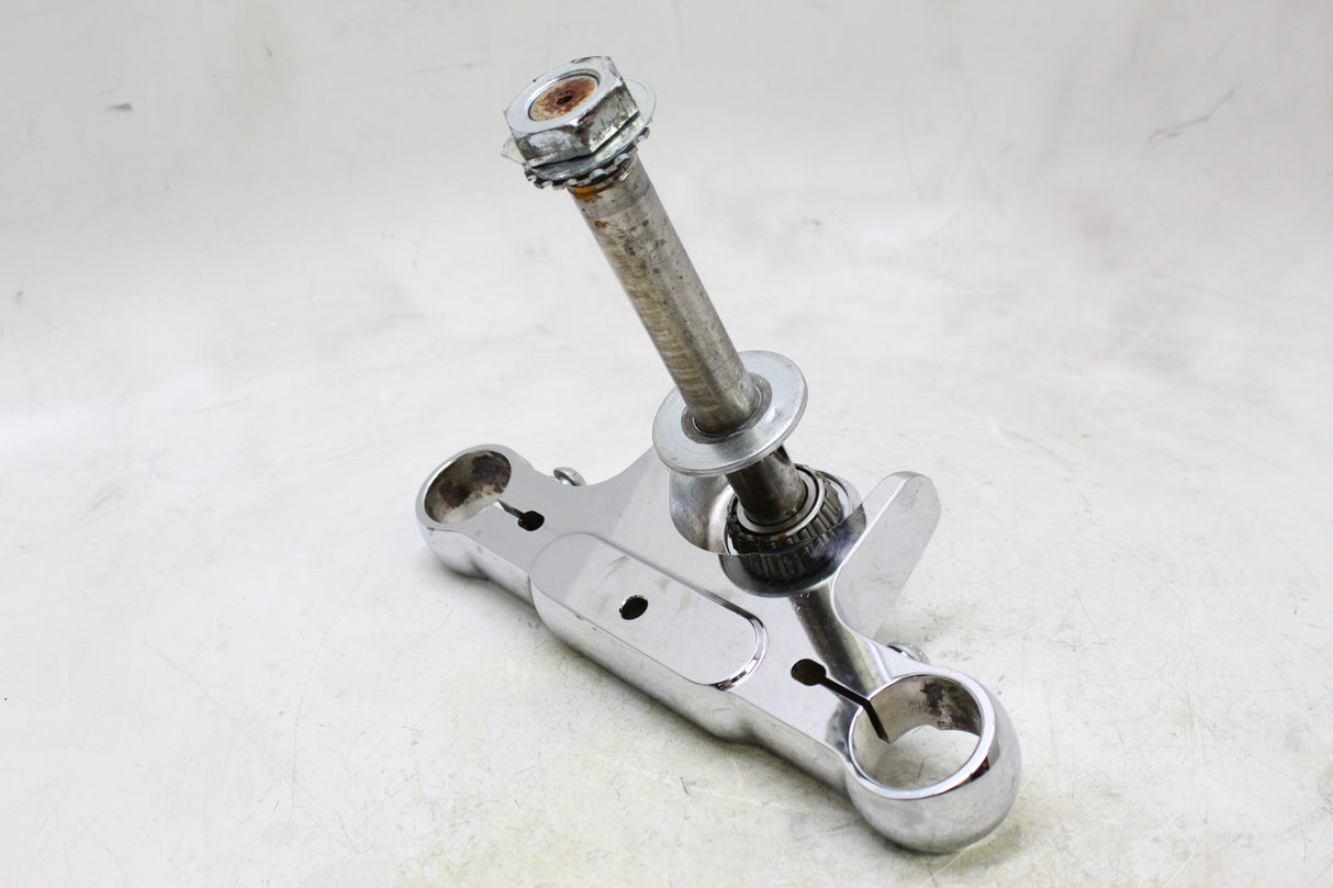 2000 Harley-Davidson Softail FXSTD OEM FRONT FORKS CLAMP LOWER TRIPLE TREE STEM