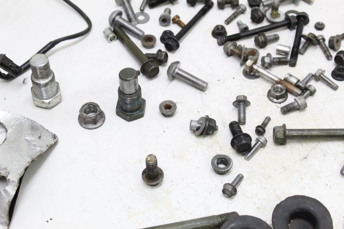 2007 YAMAHA XVS650 V STAR 650 MISC BOLT HARDWARE FASTENER SET