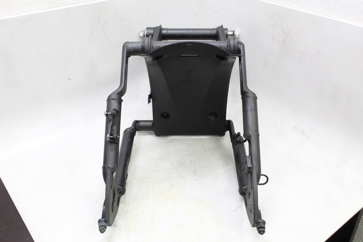 2012 Kawasaki Vulcan 900 VN900DF OEM REAR SWINGARM BACK SUSPENSION SWING ARM