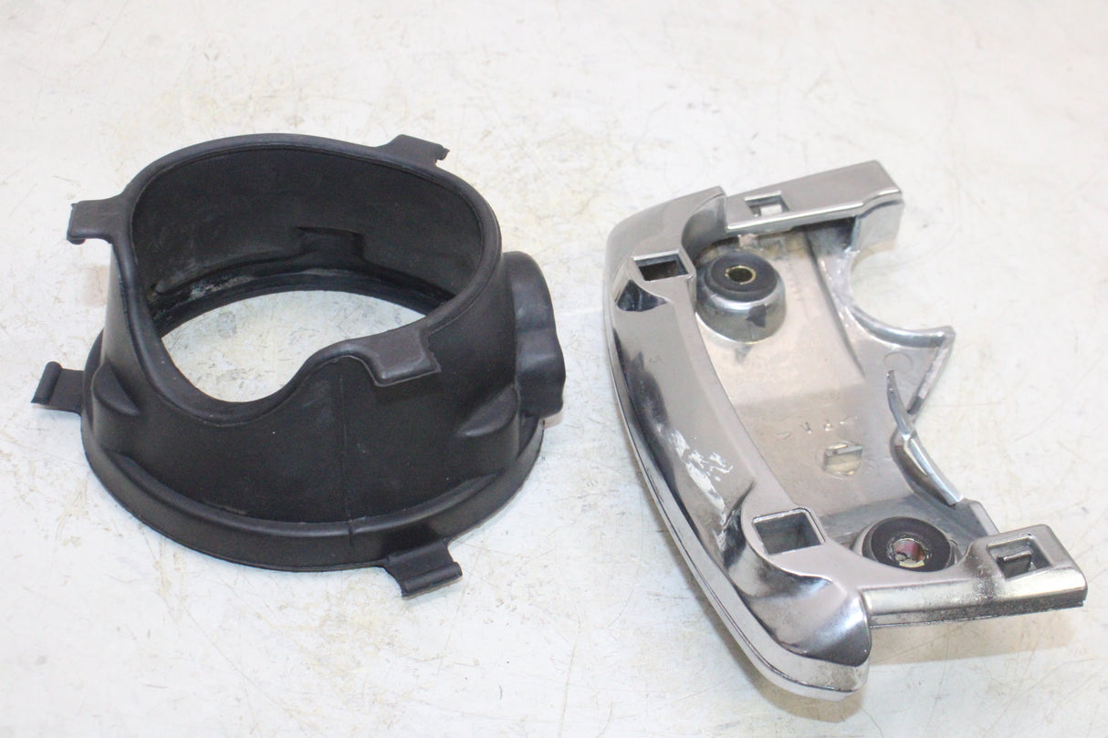 2006 Yamaha V Star 1100 XVS1100 OEM ENGINE COVER BOOT PAIR