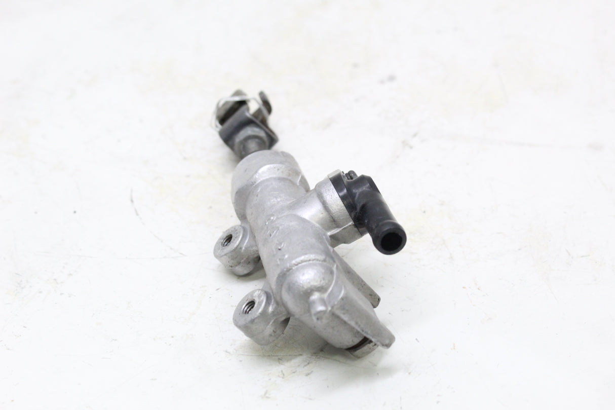 2004 SUZUKI GSXR600 OEM REAR BRAKE MASTER CYLINDER