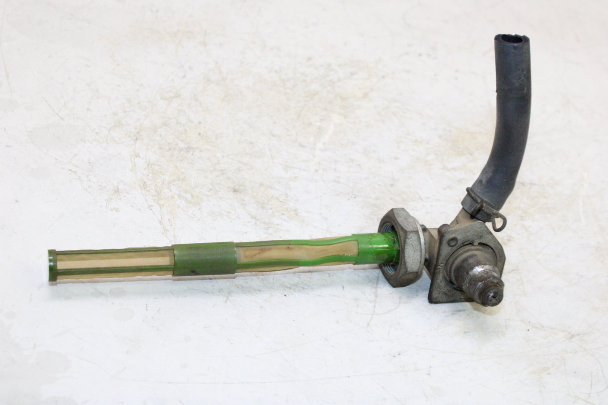 1995 Honda Shadow VLX 600 VT600C OEM FUEL GAS TANK PETCOCK SHUT ON OFF VALVE