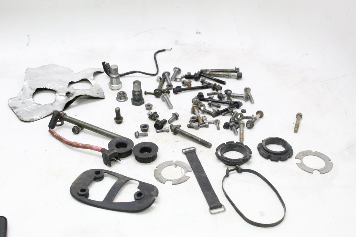 2007 YAMAHA XVS650 V STAR 650 MISC BOLT HARDWARE FASTENER SET