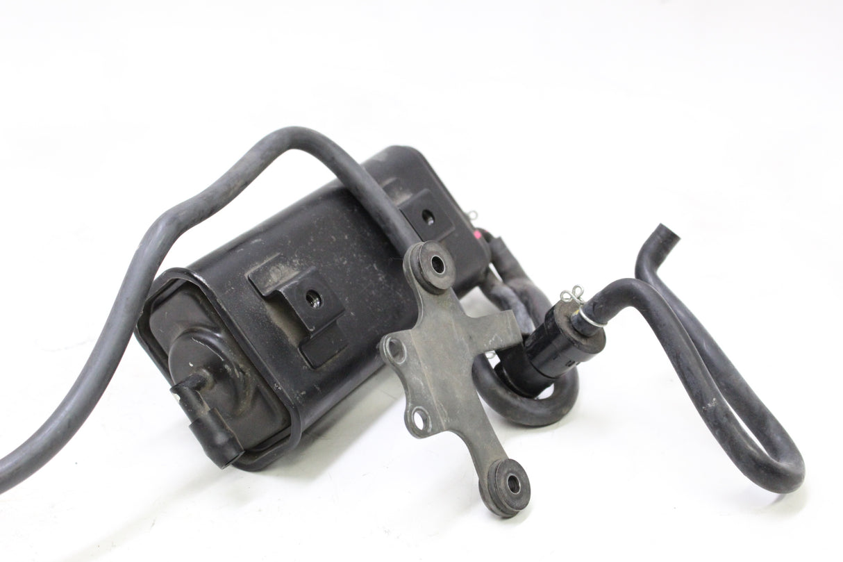 2004 Yamaha YZF R1 04-06 OEM EVAP VAPOR CHARCOAL EMISSION CANISTER
