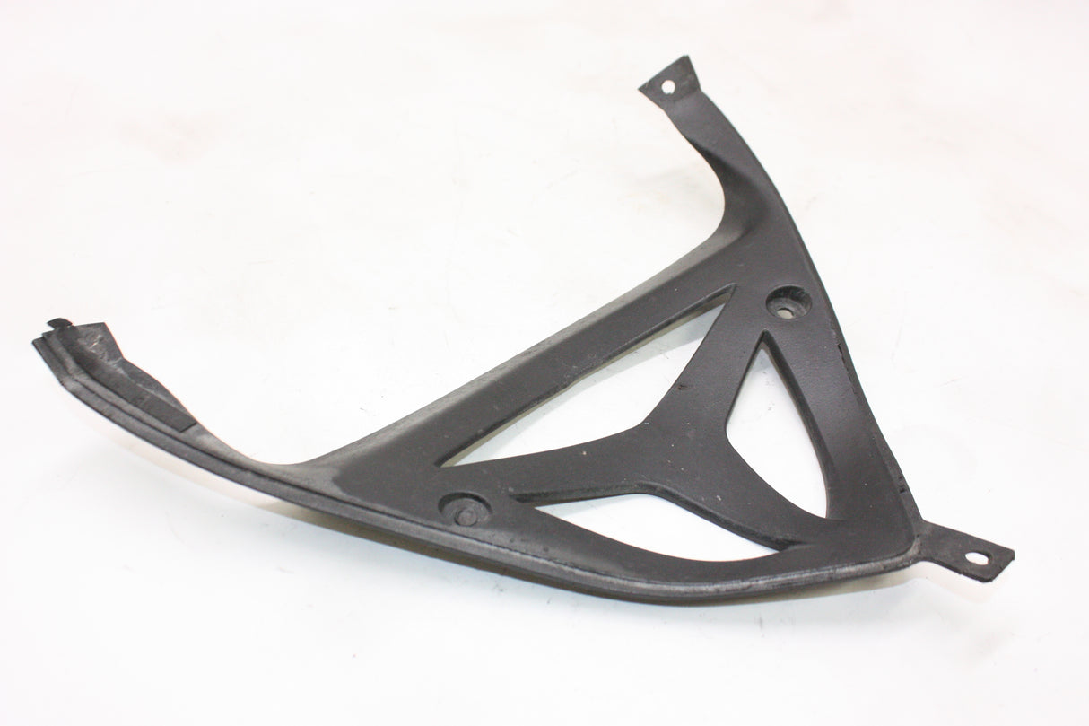 2004 Triumph Daytona 600 OEM FRONT LOWER INNER EXHAUST V FAIRING COWL GUARD