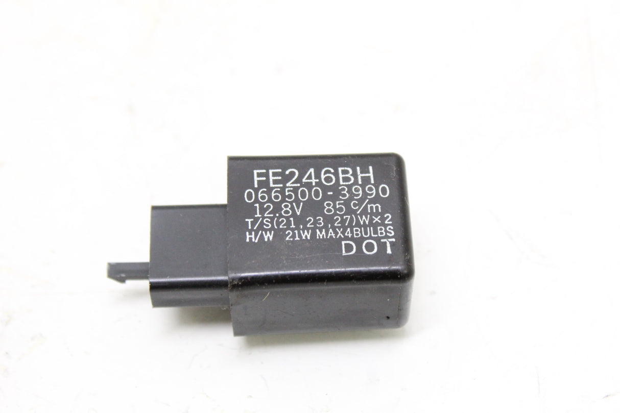 2004 Yamaha YZF R1 04-06 OEM TURN SIGNAL BLINKER RELAY FLASHER SWITCH
