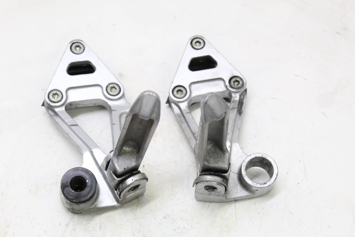 1992 KAWASAKI NINJA 600R ZX600C OEM REAR PASSENGER FOOT PEGS PAIR