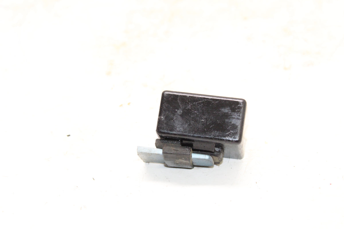1983 Yamaha XC180 Riva 180 OEM Turn Signal Flasher Relay Nippondenso