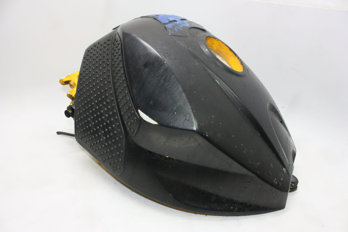 2004 Triumph Daytona 600 OEM GAS TANK FUEL PETROL RESERVOIR