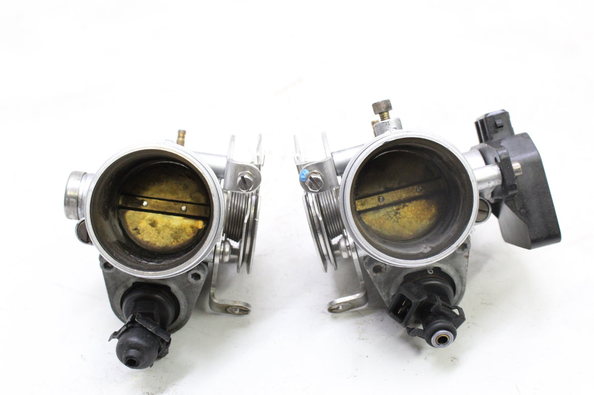 2000 BMW R1100RT OEM LEFT RIGHT THROTTLE BODY PAIR W BOSCH TPS