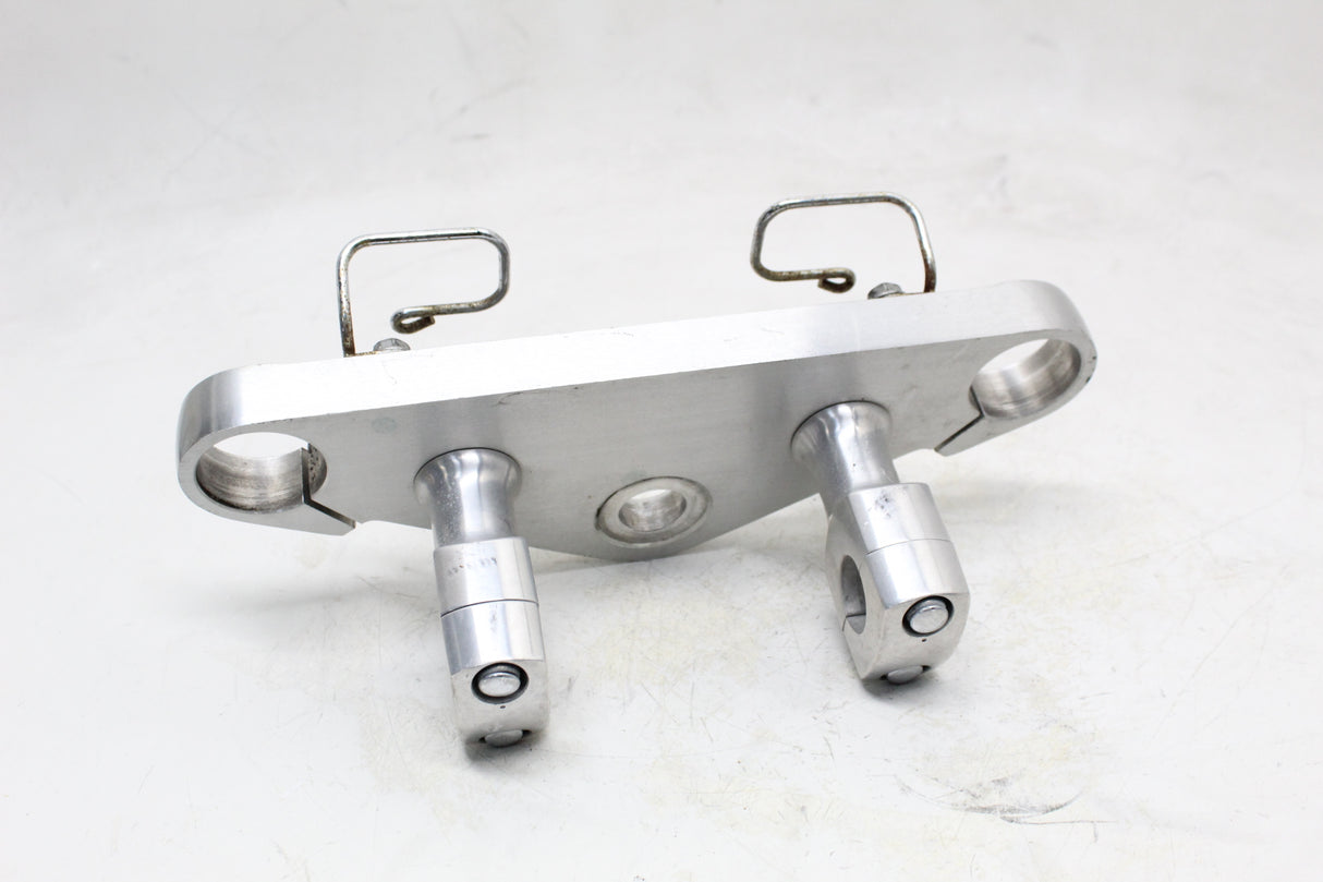 2005 Honda VTX1300S VTX1300 OEM FORKS UPPER TRIPLE TREE CLAMP