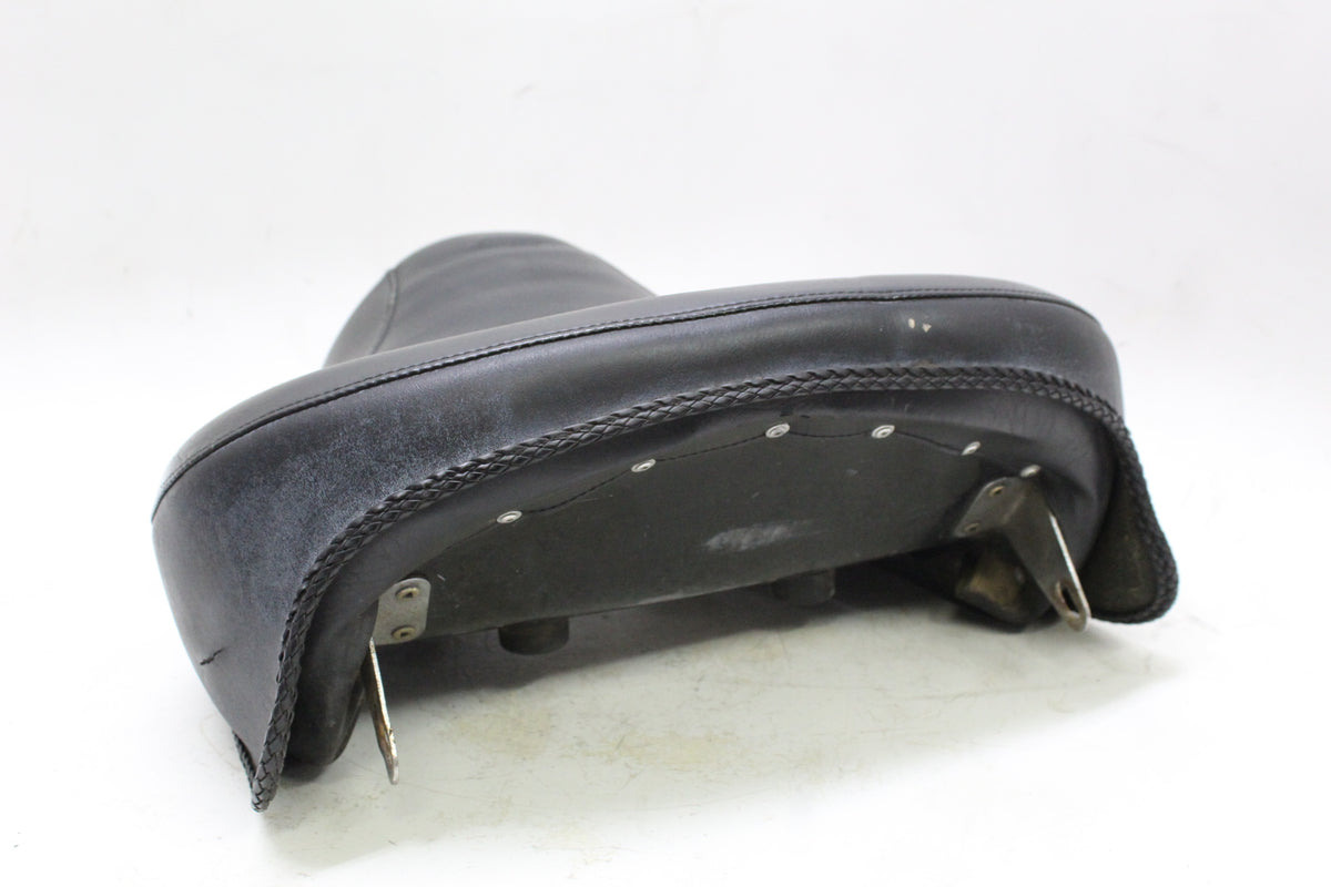 2005 Kawasaki Vulcan 1500 VN1500 Mustang Front Rider Solo Seat Black