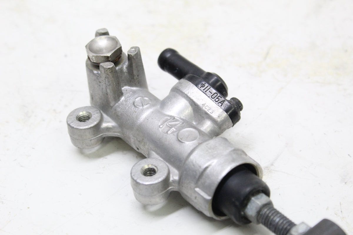 2004 SUZUKI GSXR600 OEM REAR BRAKE MASTER CYLINDER
