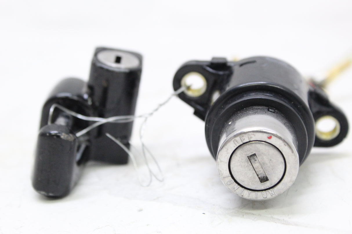 2003 HONDA REBEL 250 CMX250C OEM IGNITION SWITCH HELMET LOCK SET NO KEY