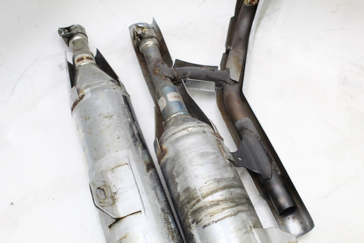2007 YAMAHA XVS650 V STAR 650 OEM EXHAUST MUFFLER SET PAIR