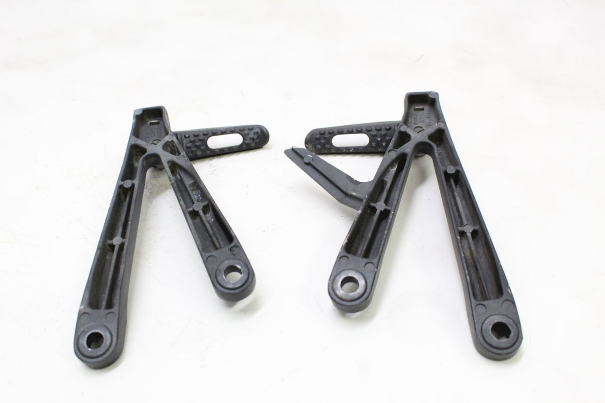2006 Honda CBR600RR OEM REAR BACK PASSENGER PEG SET PAIR