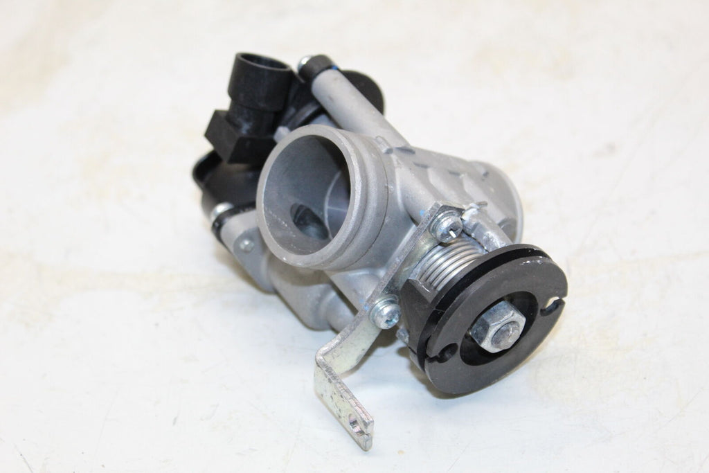 2018 Benelli Tnt 135 Main Fuel Injectors / Throttle Body