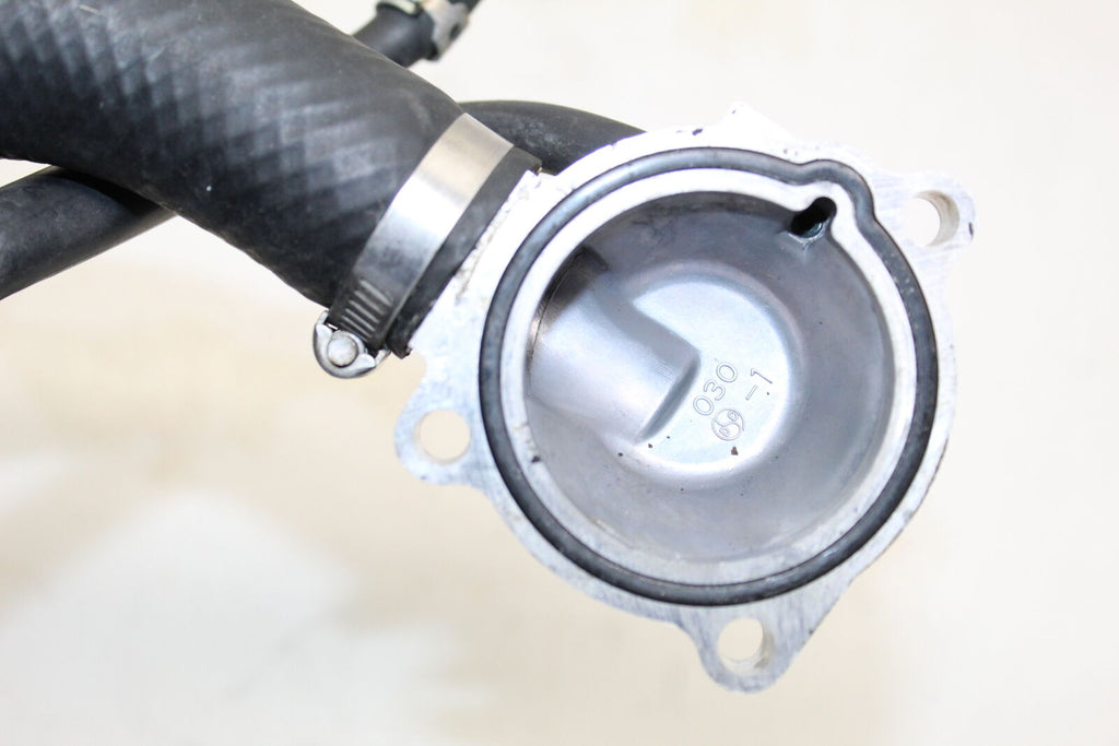 1999 Kawasaki Ninja Zx9R Zx900F Engine Hose Coolant Pipe