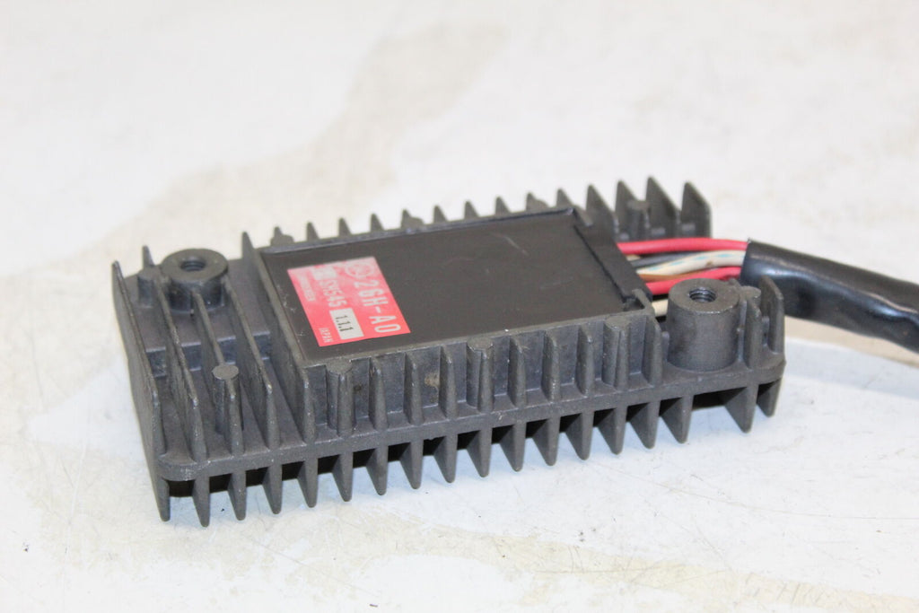 1983 Yamaha Venture Royale Xvz1200D Rectifier Voltage Regulator Oem