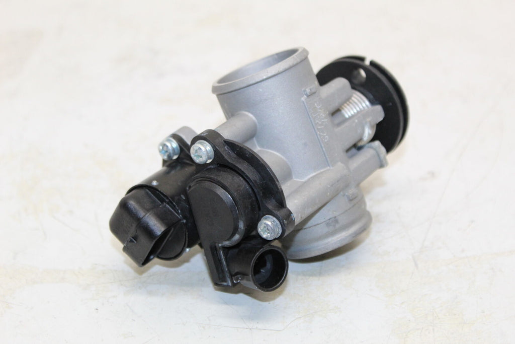 2018 Benelli Tnt 135 Main Fuel Injectors / Throttle Body