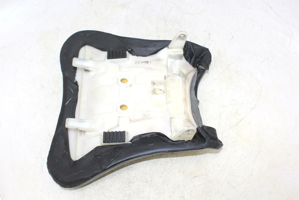 2004 Suzuki Gsxr750 Front Drivers Seat Pad Saddle Pillion