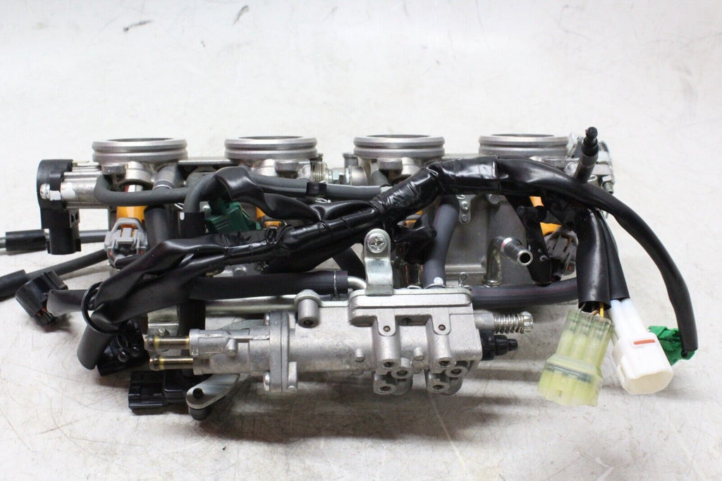04-09 Yamaha Fz6 Oem Main Fuel Injectors / Throttle Bodies
