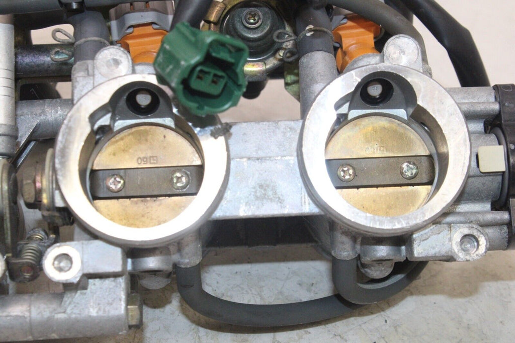 2006 Yamaha Fz6 Oem Main Fuel Injectors / Throttle Bodies