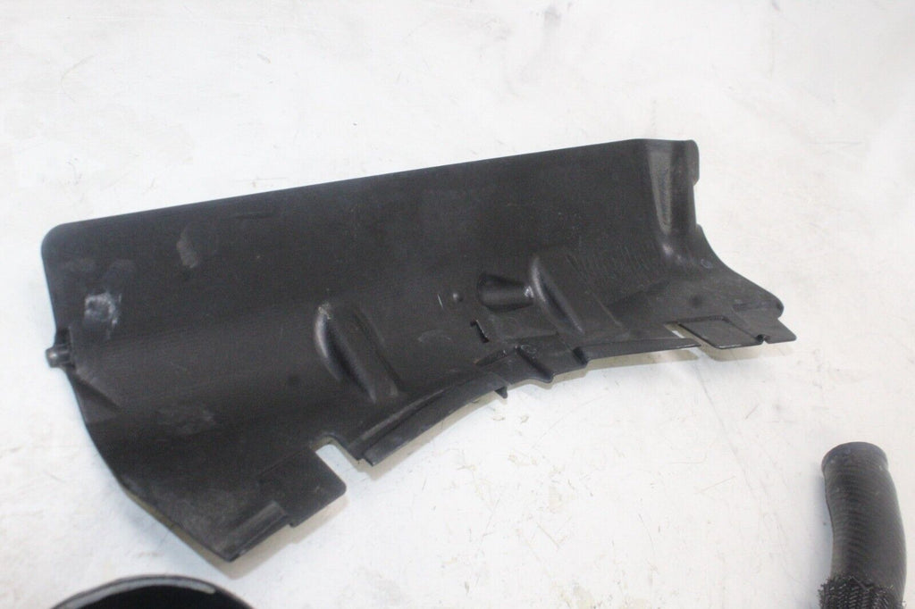 2004 Suzuki Gsxr600 Oem Hose W Misc Bracket Cowl Guard