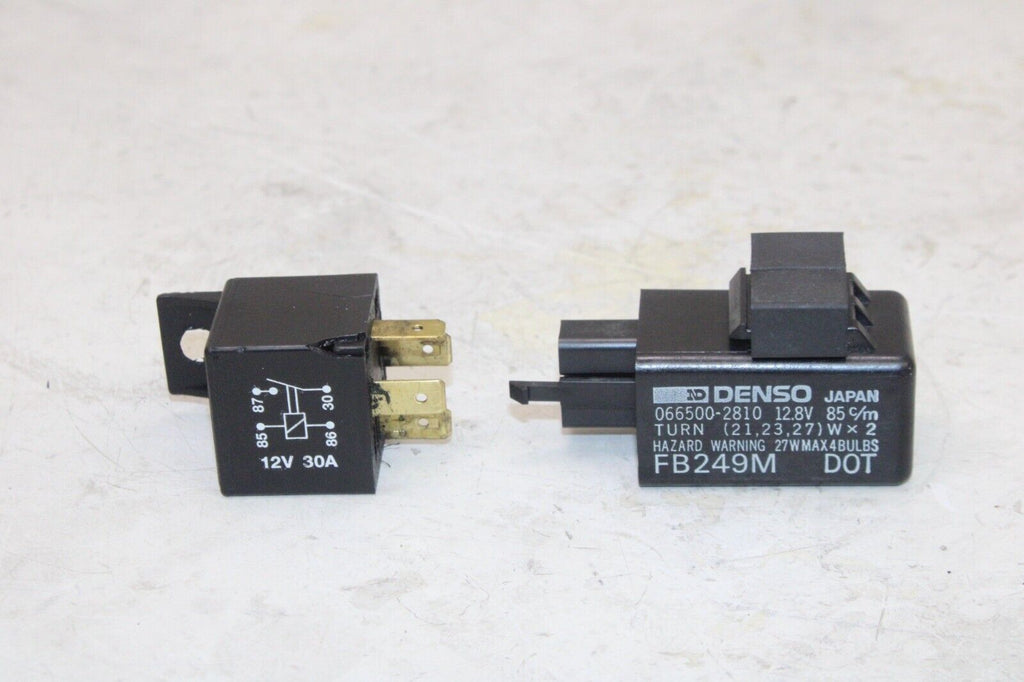 08-22 Kawasaki Concours 14 Abs Oem Turn Signal Blinker Relay Flasher Switch