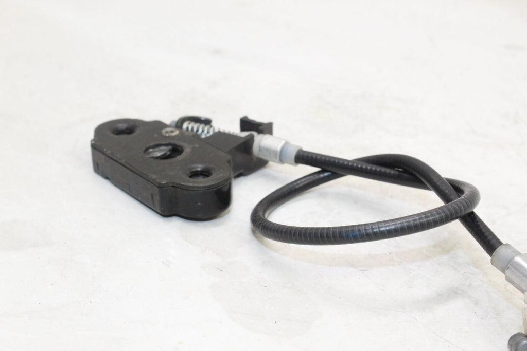2008-12 Kawasaki Ninja 250R Ex250J Rear Passenger Seat Latch Lock Assembly Oem