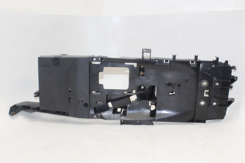 2003-05 Yamaha Yzf R6 Rear Back Tail Undertail Battery Tray Plastic Oem