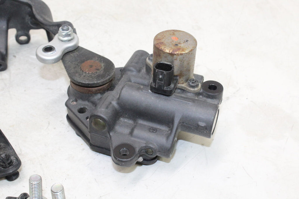 2006-07 Honda Cbr1000Rr Steering Damper Stabilizer 53700-Mel-023 Oem