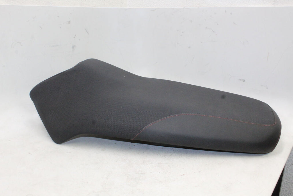 2009-14 Yamaha Zuma 125 Yw125 Front Drivers Seat Pad Saddle Pillion Oem