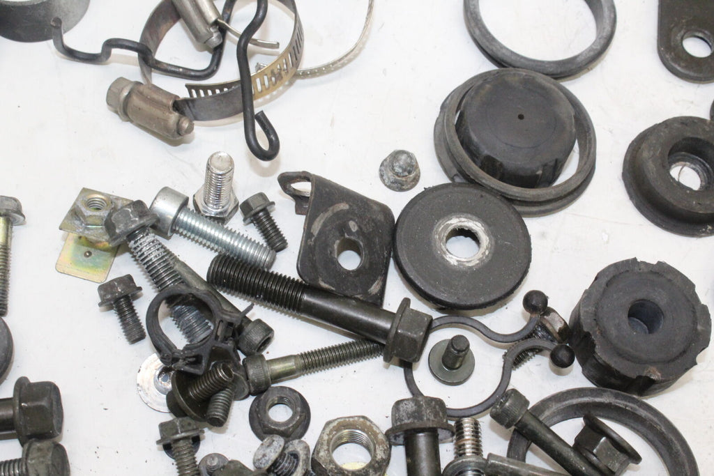 2006-16 Kawasaki Vulcan 900 Vn900B Classic Engine Misc. Bolts Hardware Screws Oe