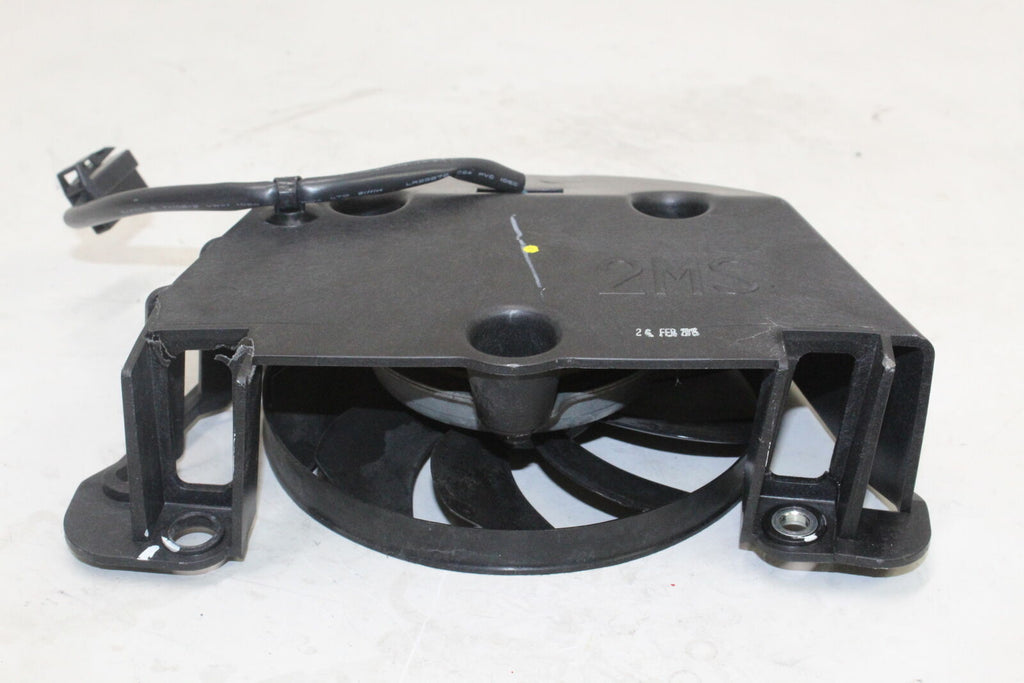 2015-18 Yamaha Yzf R3 Engine Radiator Cooling Fan 2Ms-E2405-00-00 Oem